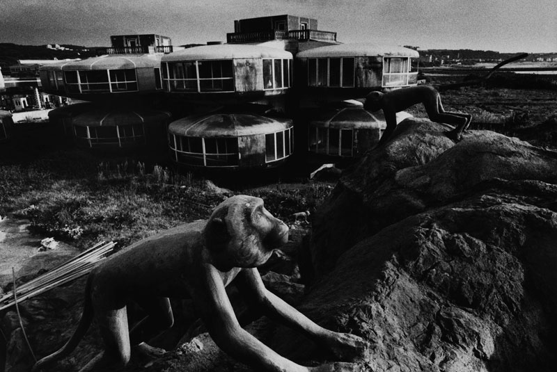 Web UFO House 1