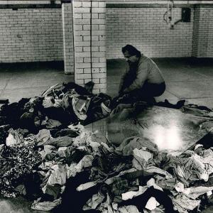 The Knot Arte Povera New York P.s.1 1985 2 Orchestra Di Stracci 1968 Di Michelangelo Pistoletto Foto Di Maria Mulas